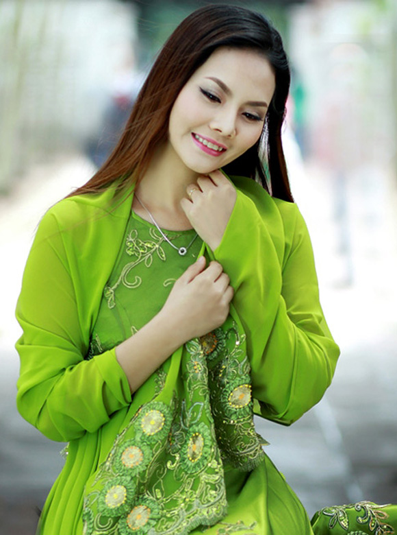 Cô gái vừa hát vừa lái xe xin được đóng phạt nguội - 2