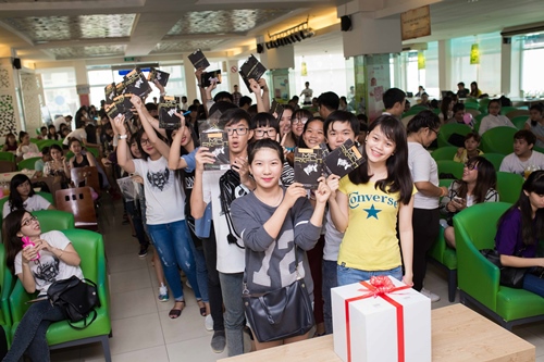 /Uploaded/vongoclinh/2015_07_10/KZXE1436522206-issac-19.jpg Isaac bán sạch single đầu tay trong 2 ngày - 2