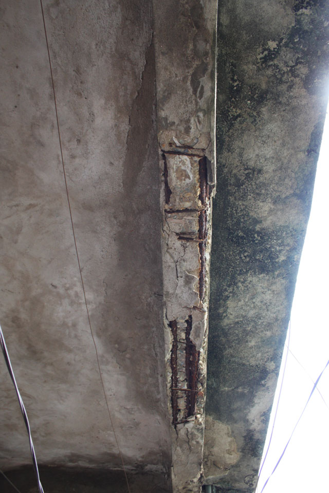 400 người sống trong khu nhà sắp sập giữa Thủ đô - 7