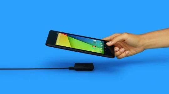 Điểm mặt những mẫu điện thoại hỗ trợ sạc không dây - 6