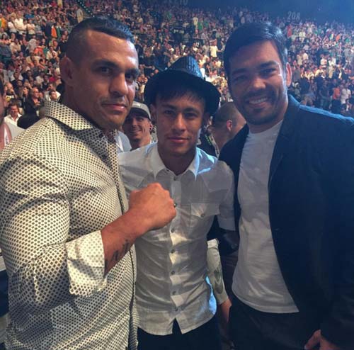 Sao 360 độ 13/7: Castaneda giật giải “Nữ hoàng Copa America” - 1