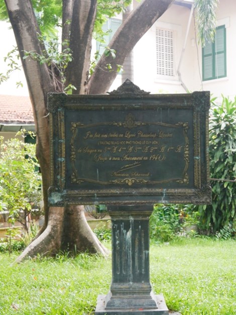 Độc đáo những ngôi trường trăm tuổi ở Sài Gòn - 9