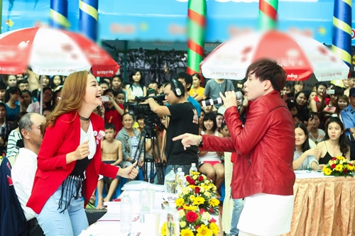 Minh Hằng khuấy động sân khấu với vũ đạo sôi động - 6