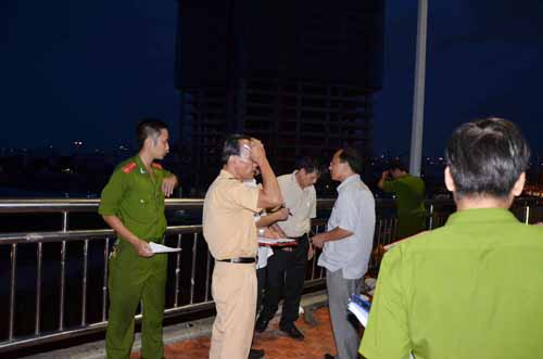 Tai nạn 3 người chết ở Đà Nẵng: Giám đốc Công an xuống hiện trường - 1