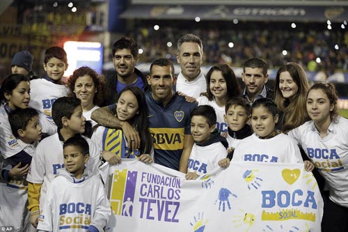 Tevez “gặm cỏ” ngày trở lại mái nhà xưa Boca - 9