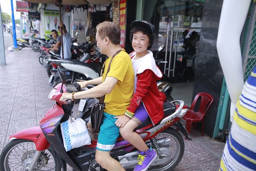 /Uploaded/phamhuuthanh/2015_07_14/GTLX1436837025-hoang-anh-toc-xu--27-.jpg Thăm phòng trọ nhỏ của “Doraemon tóc xù” Hoàng Anh - 20