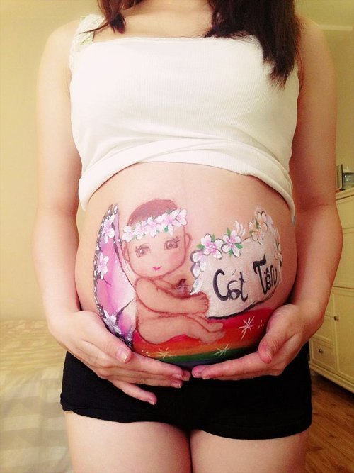 Ngắm bộ ảnh vẽ bụng bầu cực lãng mạn bên bờ biển - 8