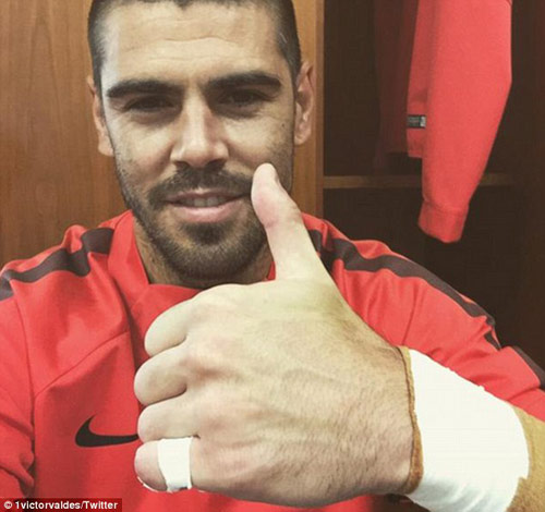 Sao 360 độ 15/7: Van Der Vaart chia tay “máy bay bà già” - 2