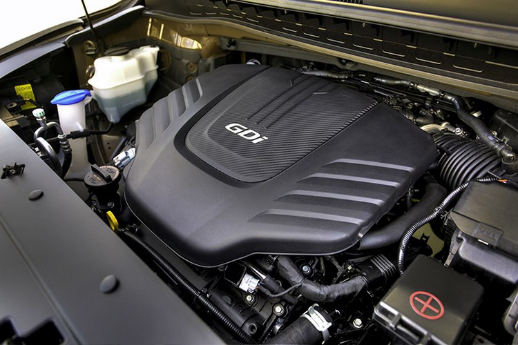 Kia Sedona 2015 đối thủ đáng nể của Honda Odyssey - 3