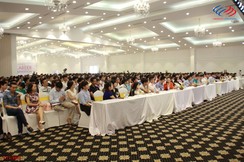 TS Lê Thẩm Dương khuyến khích sinh viên không nên đi làm thêm? - 2