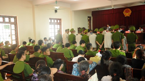 Hai án chung thân vụ "quan tài diễu phố" - 2