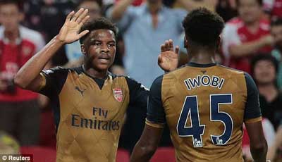 TRỰC TIẾP Arsenal - Singapore XI: Tăng tốc và bàn thắng (KT) - 5