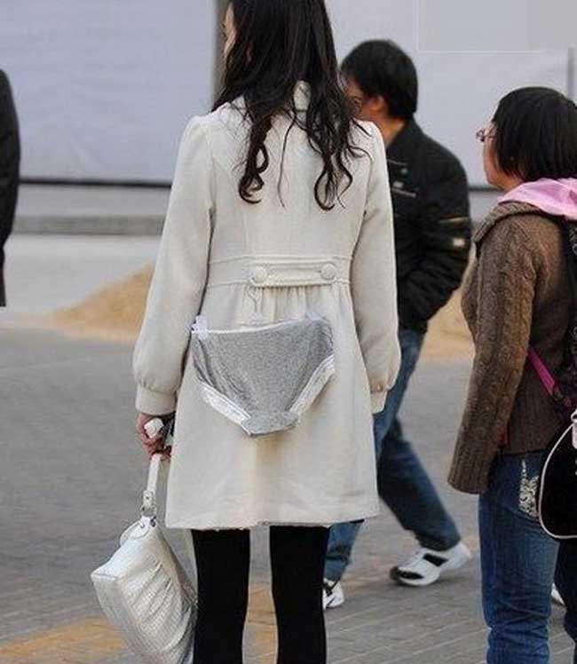 Em đi bán quần dạo đấy à?