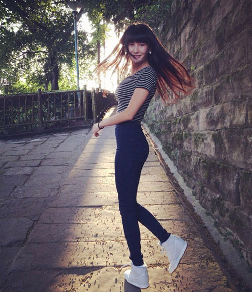 Nữ vận động viên đua xe đạp sexy đến "nghẹt thở" - 3