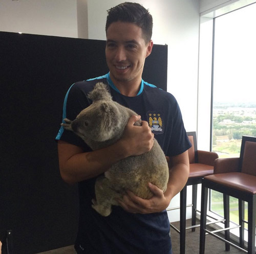 Sao 360 độ 17/7: Ronaldo thử sức với môn rugby - 3