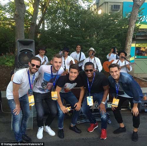 Sao 360 độ 20/7: Gary Neville tìm được “truyền nhân” - 2