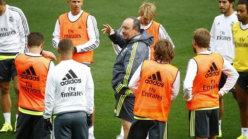 “Thầy giáo” Benitez và “lớp học” Real Madrid - 1