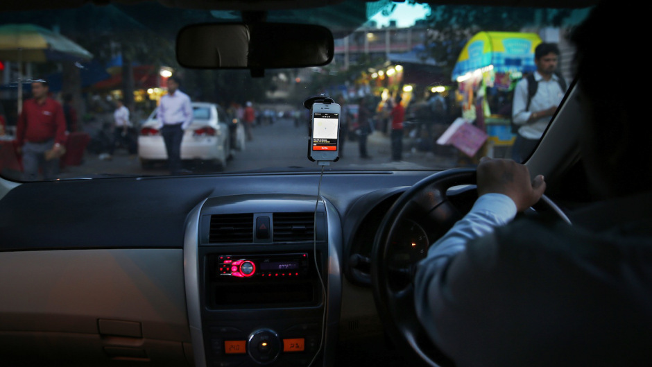 Ấn Độ: Bắt tài xế Uber “tự sướng” khi chở khách nữ - 1