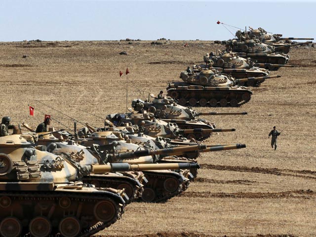 Xe tăng Thổ Nhĩ Kỳ nã pháo vào phiến quân IS - 1