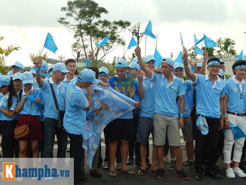 Man City đến Hà Nội trong cơn mưa tầm tã - 12