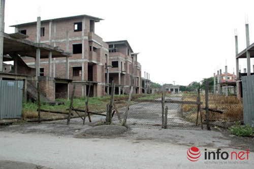 Biệt thự chưa người ở đã “hóa" nhà cổ giữa HN - 14