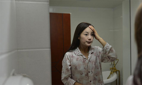 Cận cảnh ca nâng ngực của một người mẫu Trung Quốc - 5