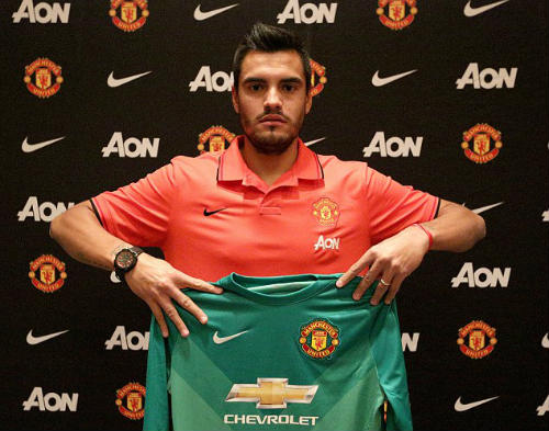 Tin chuyển nhượng 27/7: Real giữ Ramos bằng lương khủng - 2