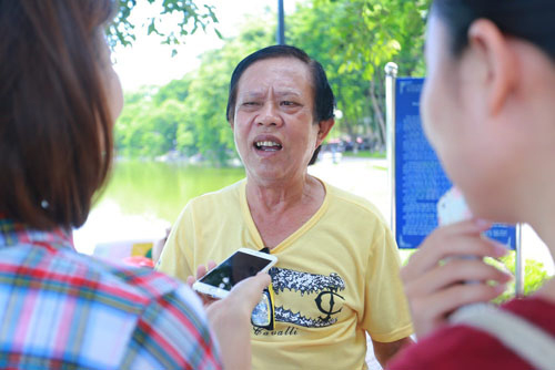 Danh hài Chiến Thắng la cà bia hơi với nhạc sĩ Vinh Sử - 9