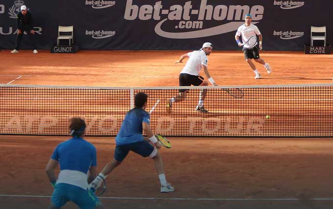 Tin HOT 28/7: Cựu vô địch MotoGP gặp tai nạn - 2