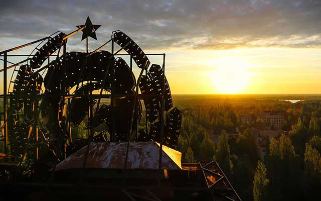 Rợn người thị trấn "ma" trong lòng Chernobyl - 15