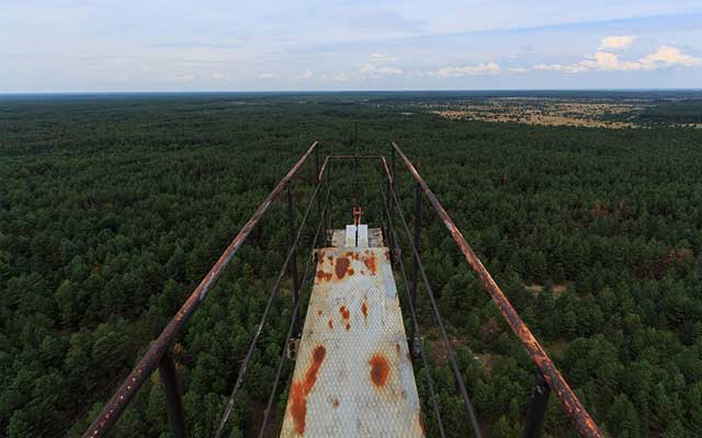 Rợn người thị trấn "ma" trong lòng Chernobyl - 7