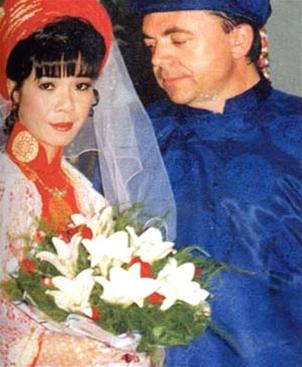 Những tấm ảnh cưới thời xưa ít biết của sao Việt - 7