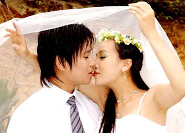 Những tấm ảnh cưới thời xưa ít biết của sao Việt - 13