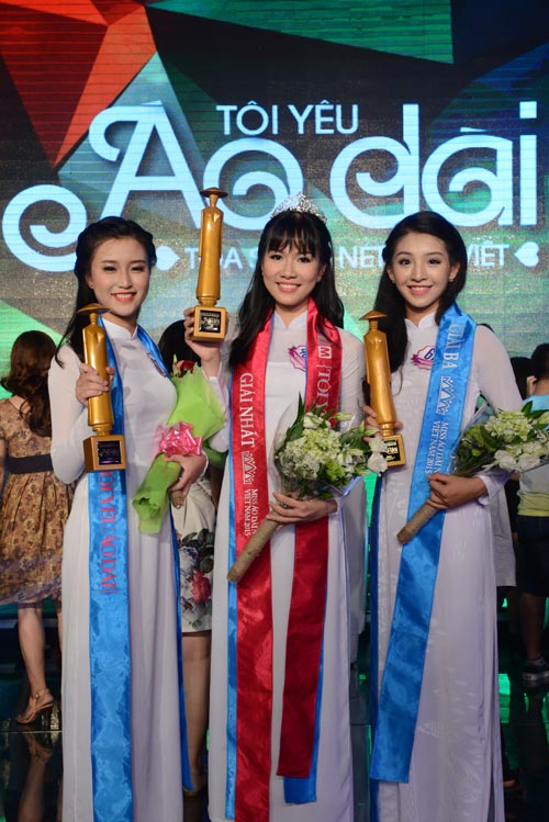Nữ sinh Việt duyên dáng trong đêm chung kết Miss Áo dài - 13