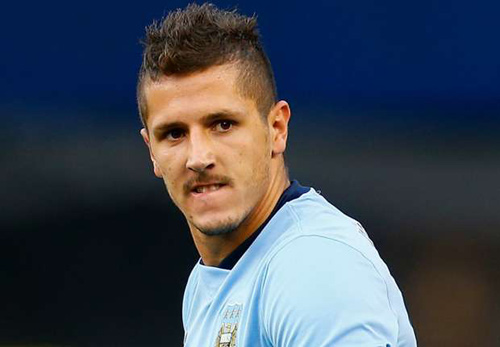 Tin HOT tối 2/8: Cầu thủ Arsenal chỉ biết “tự sướng” - 2