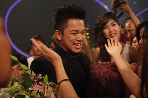 Trọng Hiếu: Đăng quang Vietnam Idol, có thể không về Đức - 1