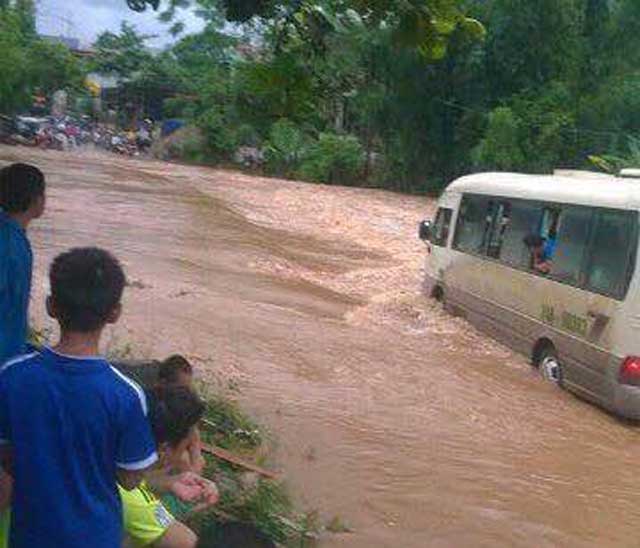 Lào Cai trong lũ dữ - 2