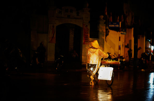 Hà Nội: Nao lòng những đêm mưa tháng 8 - 7