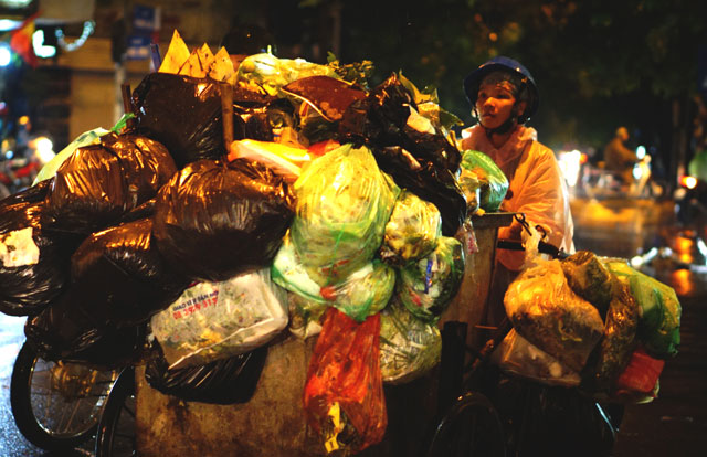 Hà Nội: Nao lòng những đêm mưa tháng 8 - 5