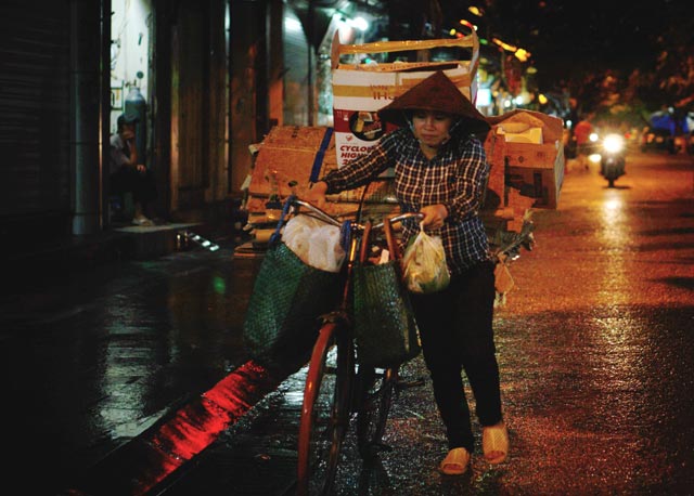 Hà Nội: Nao lòng những đêm mưa tháng 8 - 6