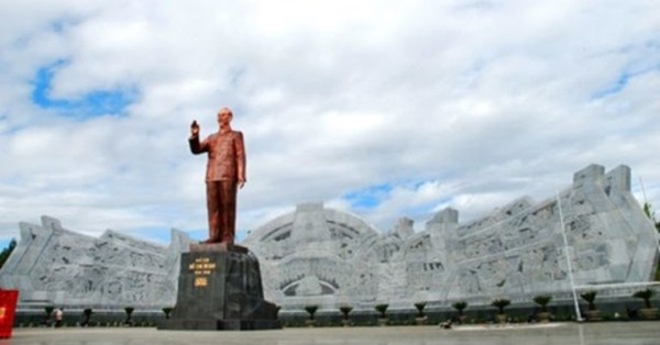 Sơn La xây dựng tượng đài 1.400 tỷ: Xuất phát từ tình cảm - 1