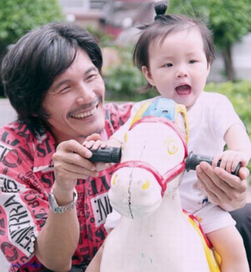 Những sao Việt làm bố ở tuổi U70 - 4