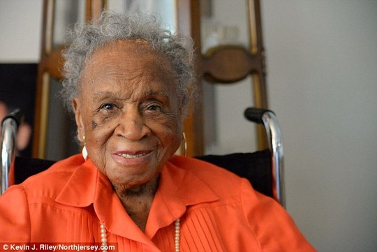 Bí quyết sống thọ lạ lùng của cụ bà 110 tuổi - 1