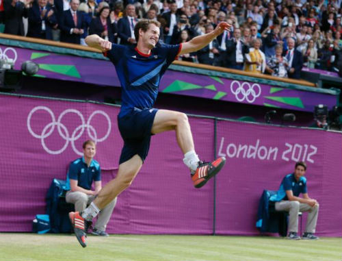 Tin HOT 6/8: Siêu sao Kobe Bryant tính giải nghệ - 2