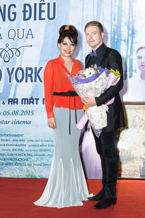 Dàn sao Việt đến chúc mừng Kyo York - 9