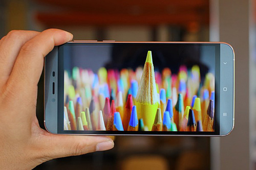 HERO X - smartphone đáng mua tầm giá 4 triệu đồng - 3