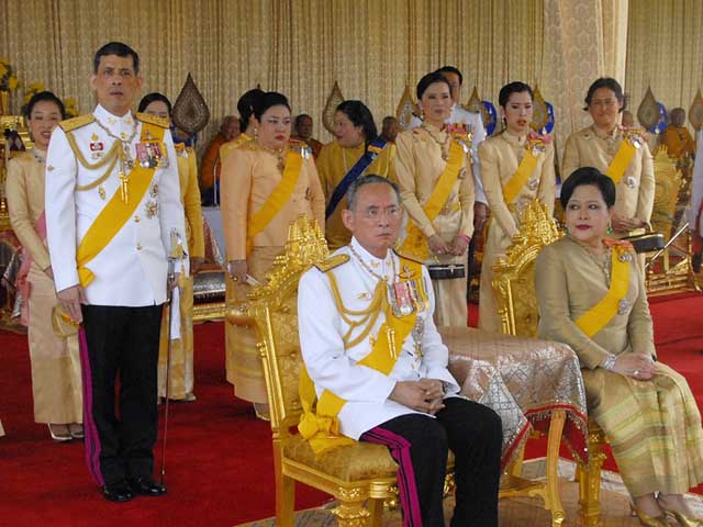 Thái Lan: Xúc phạm Hoàng gia trên Facebook, lĩnh tù 30 năm - 1