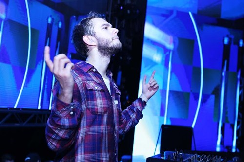 Hơn 5.000 khán giả &#34;quẩy&#34; hết mình cùng DJ Zedd - 10