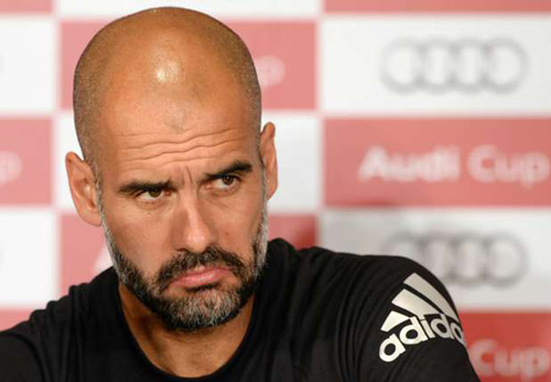 Tin HOT tối 11/8: Van Gaal đang “hủy hoại” MU - 1