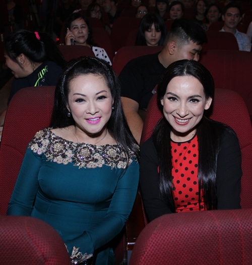 Như Quỳnh gây bất ngờ với vẻ ngoài xinh đẹp ở tuổi 45 - 7